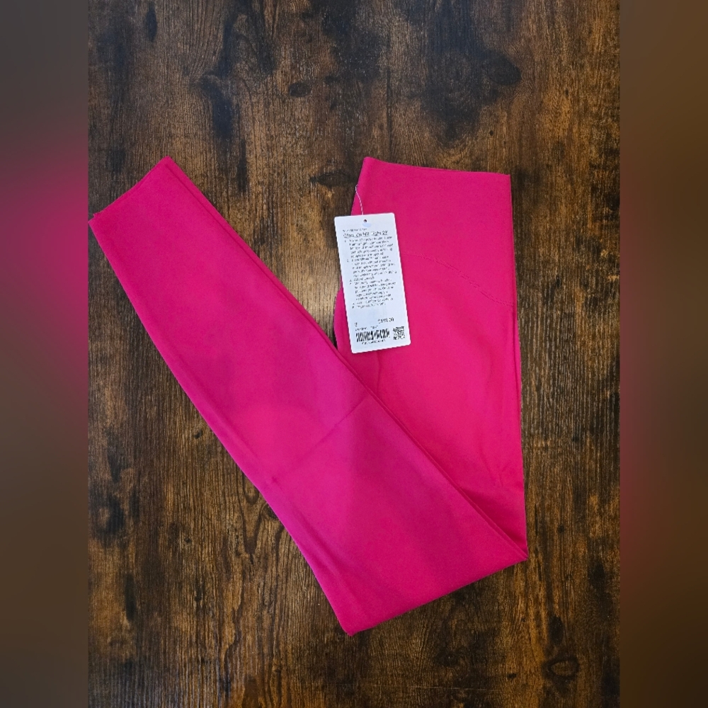 Lululemon Glow Up HR Tight 28" Size 8 New